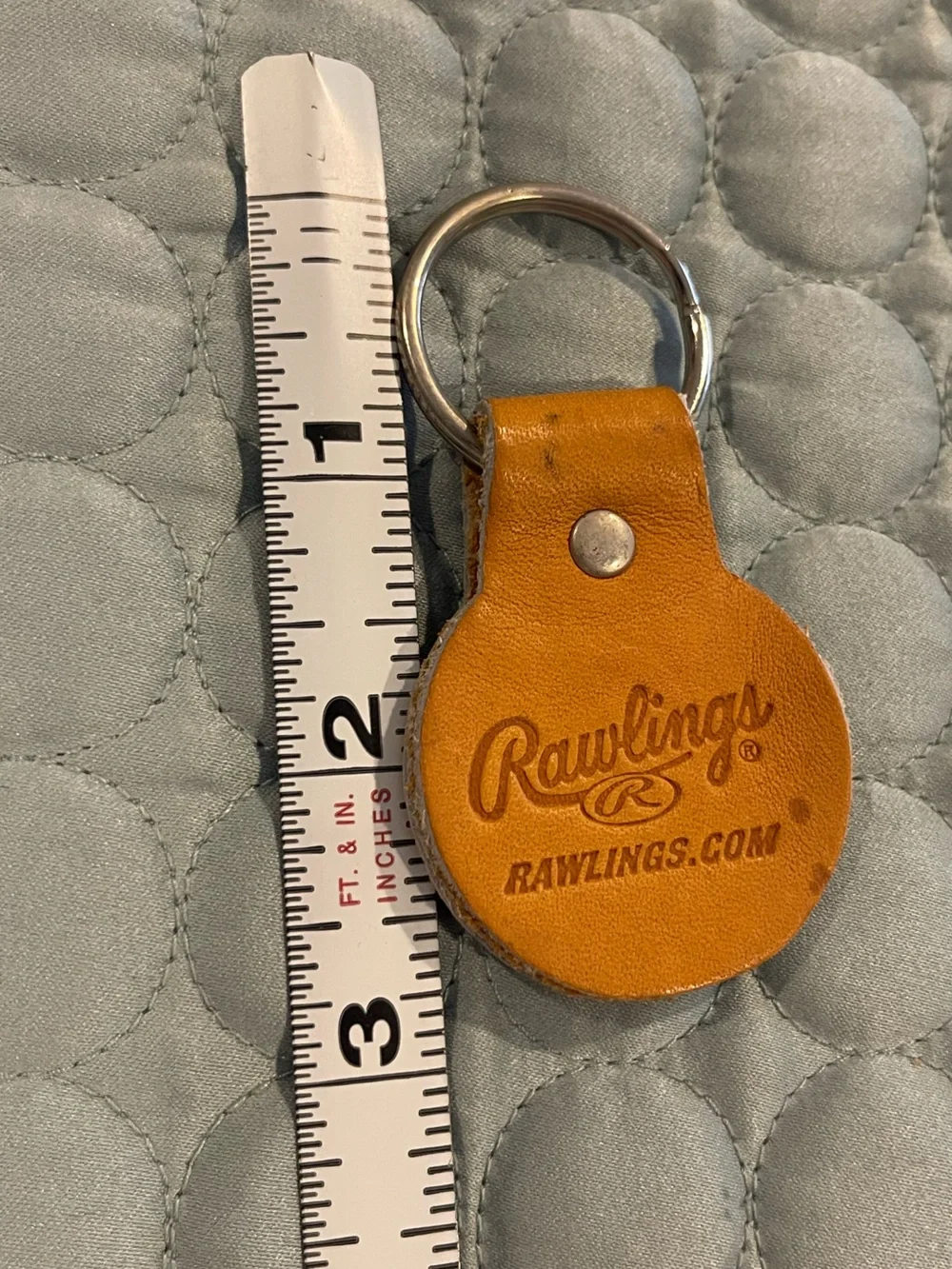 Rawlings Heart of the Hide Leather Key Chain Key Ring Keychain Light Brown Bull